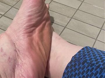 I want you to cum all over my feet