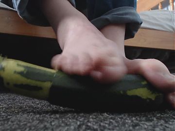 sexy feet play 